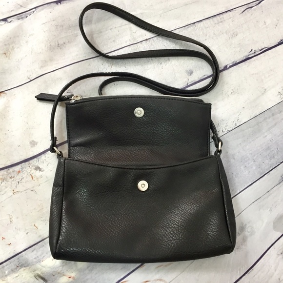 Kenneth Cole Reaction black leather crossbody bag - Picture 7 of 9
